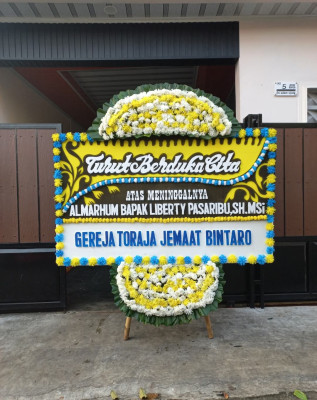 Papan Bunga Duka di Cikurubuk